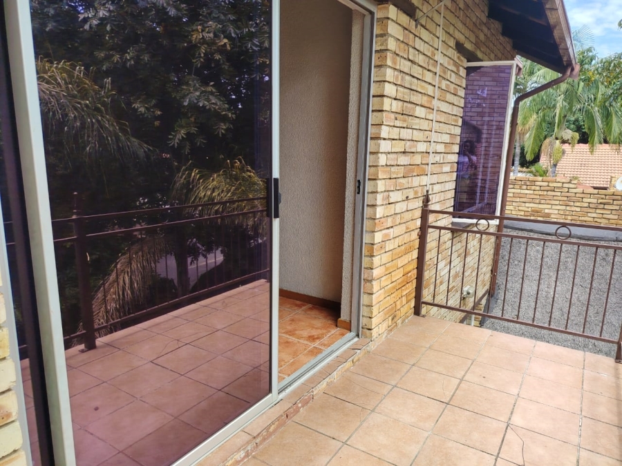 3 Bedroom Property for Sale in Safari Gardens North West